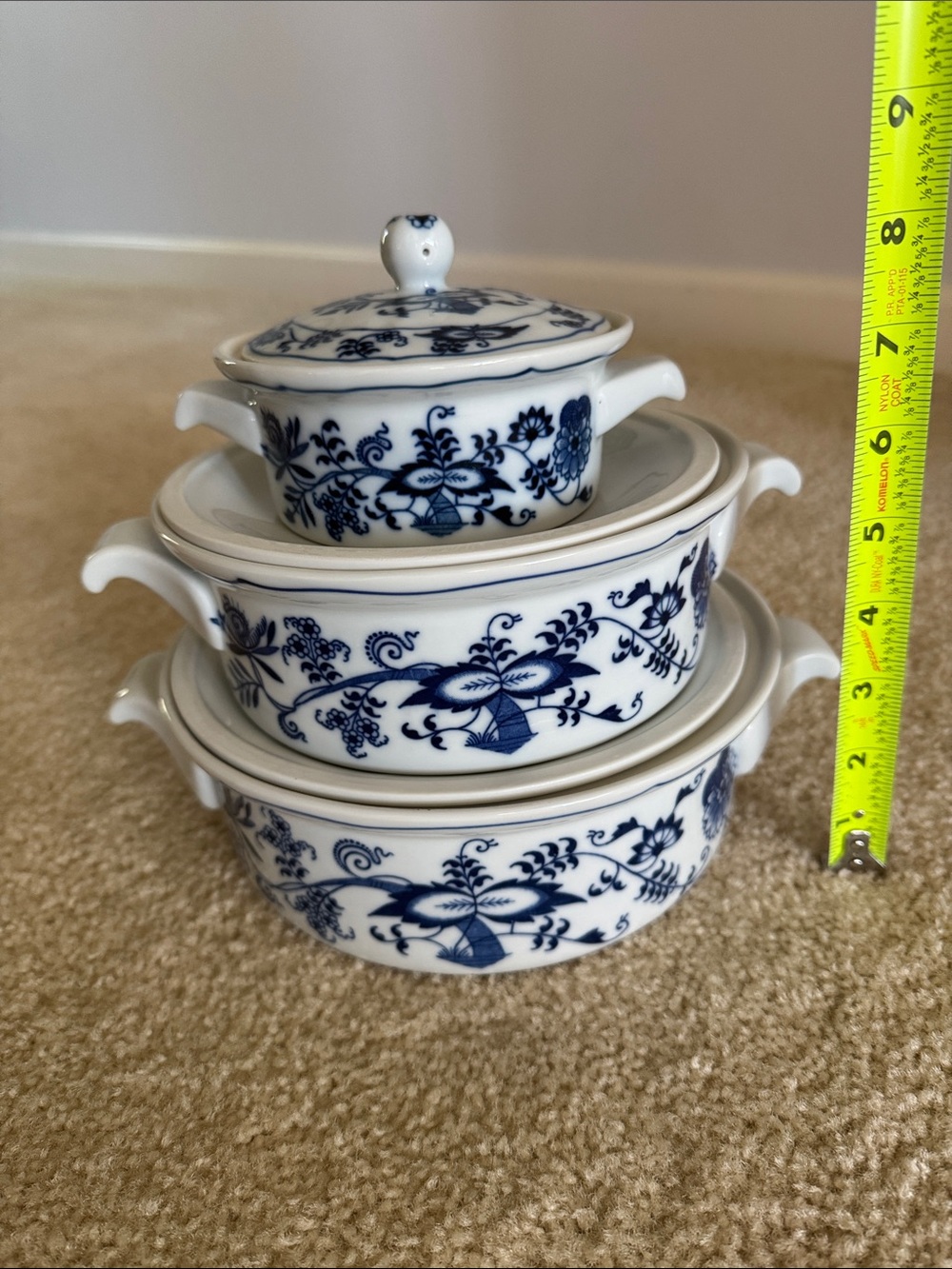 Blue Danube Covered Casserine Set - Three Stackable Ceramic Bowls - Picture 5 of 5